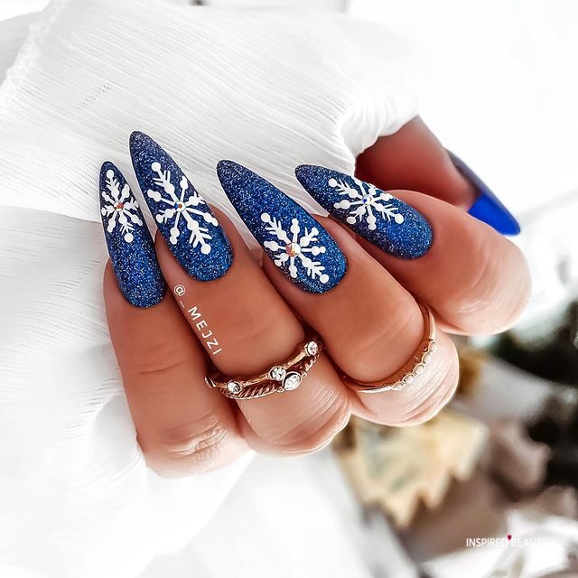 Blue snowflake nails