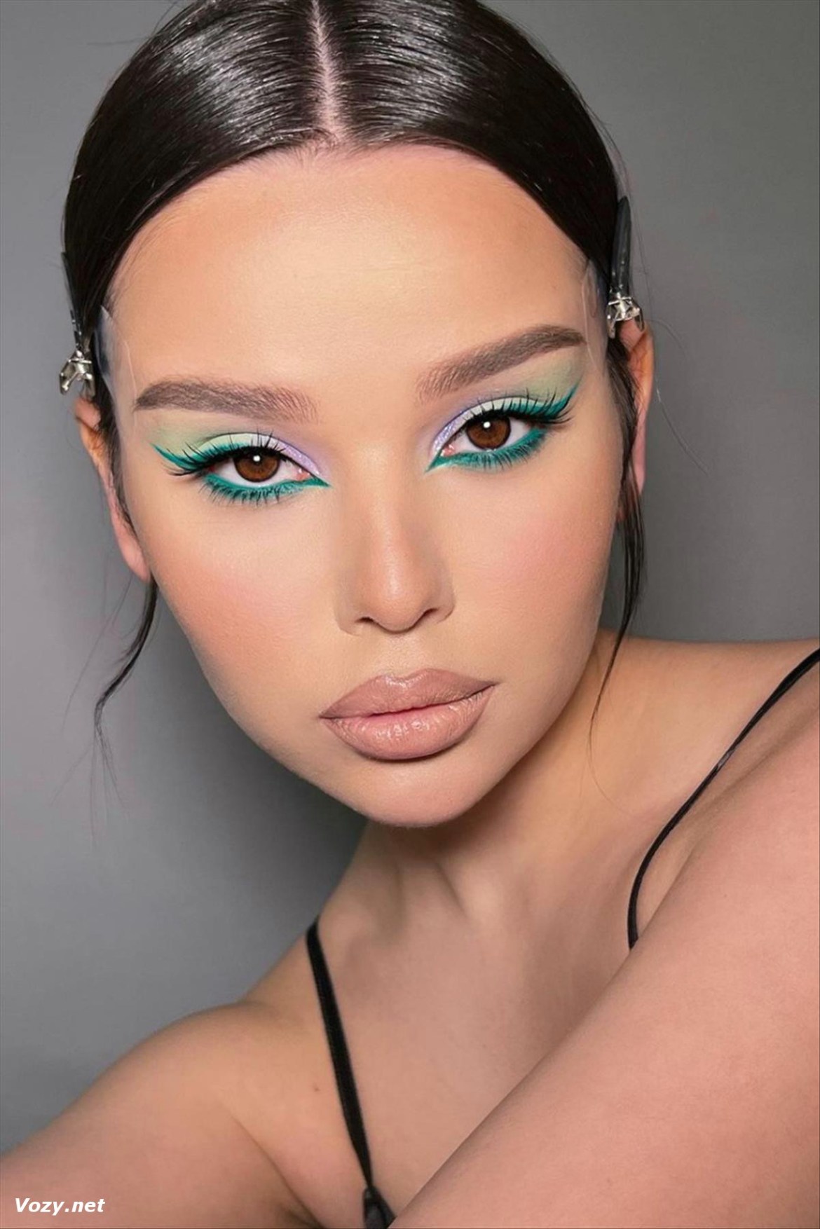 Bold green makeup ideas 5