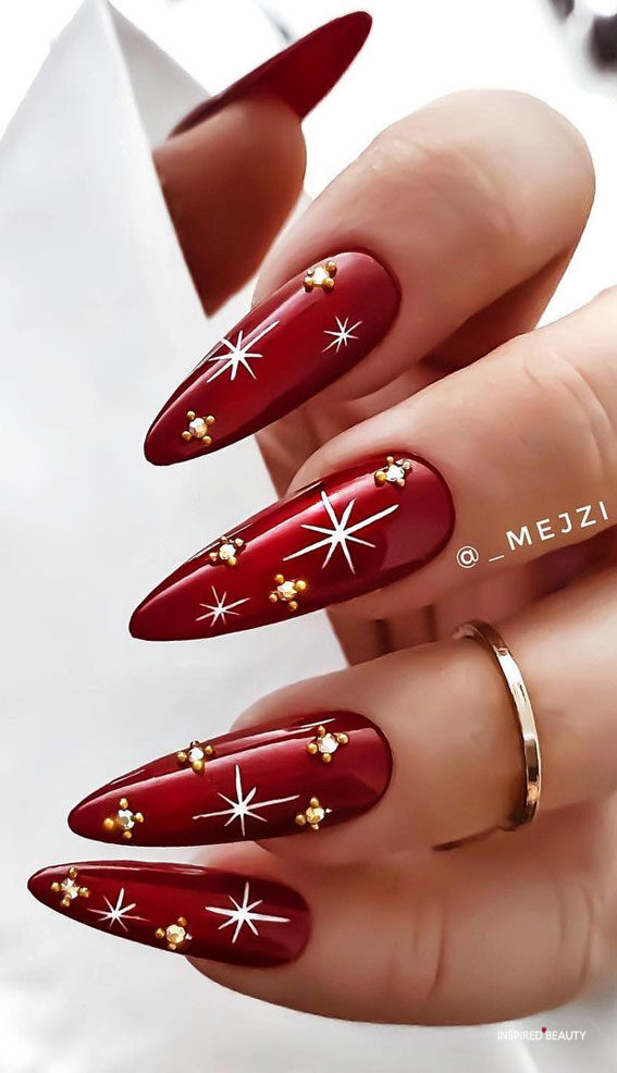 Red and Gold Nail Designs